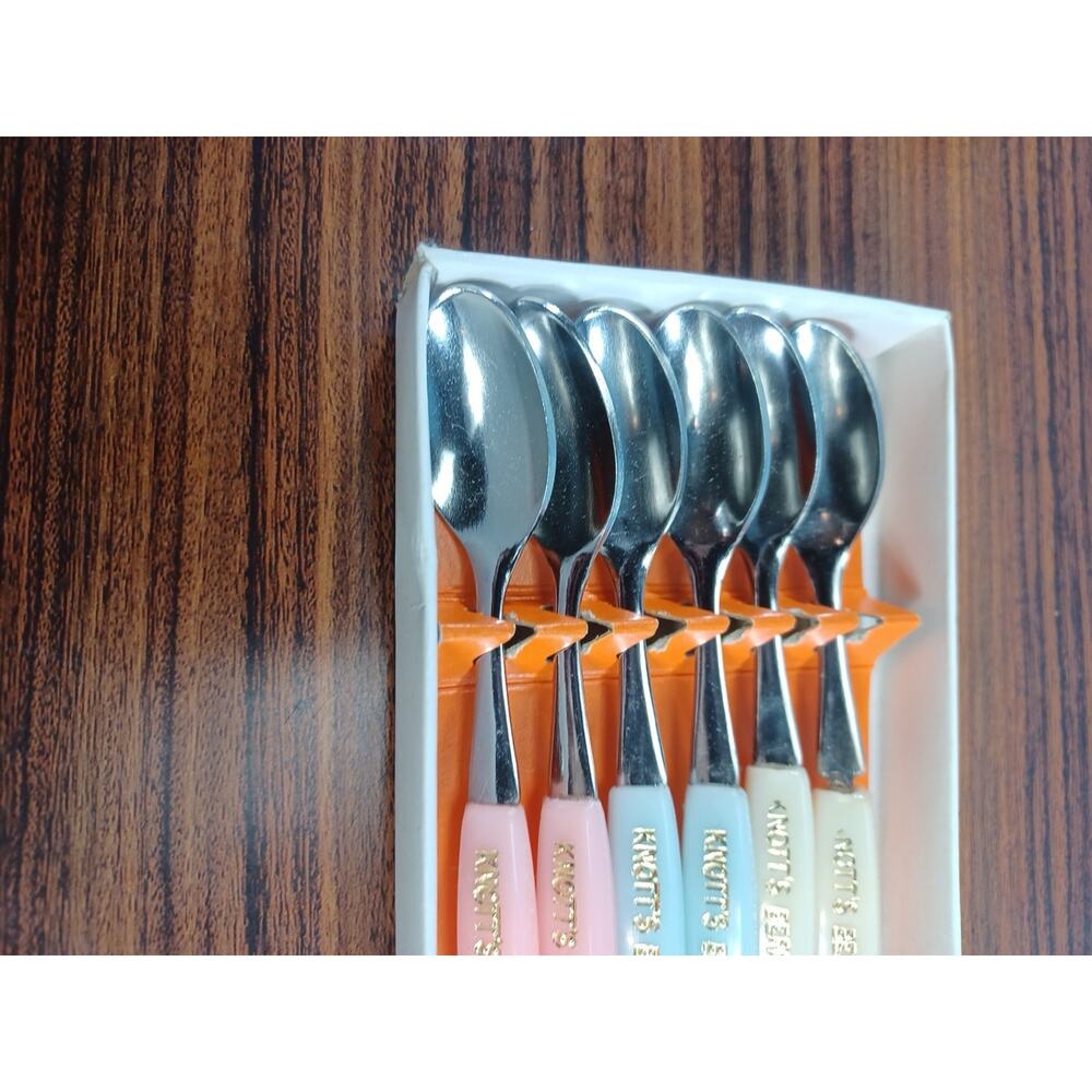 Vintage Small Spoon 6 Piece Colorful Handles Knotts Berry Farm Advertising - Picture 6 of 9